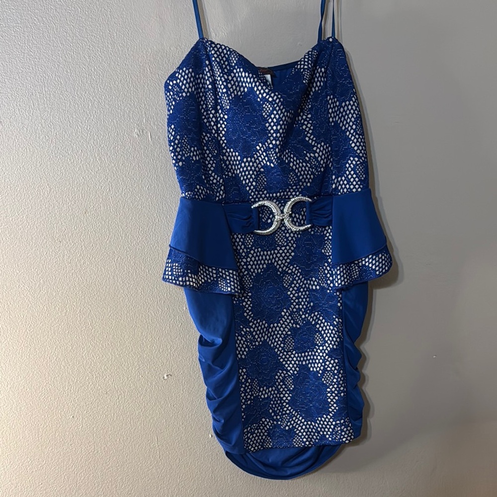 Elegant Blue Lace Mini Dress